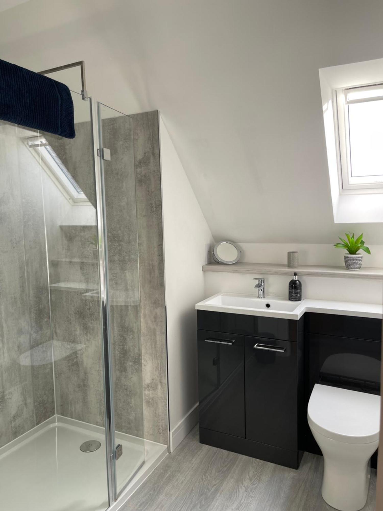 Lochside Loft - Self Catering Apartment For 2 In A Great Location For Inverness Airport And Both Cabot Highlands & Nairn Golf Courses Exterior foto